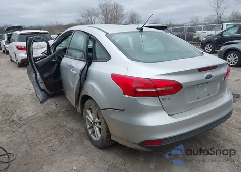 2015 Ford Focus Se z USA, uszkodzony, nr VIN 1FADP3F20FL262380